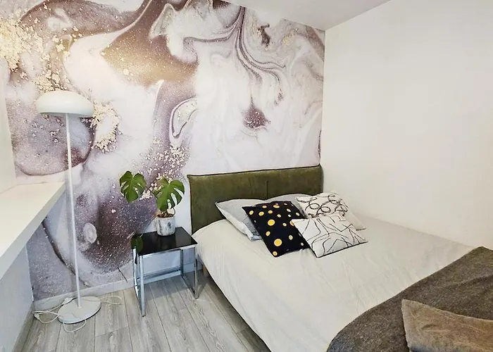 Apartment Big For 10p Parking Free Close Station Metro Paris